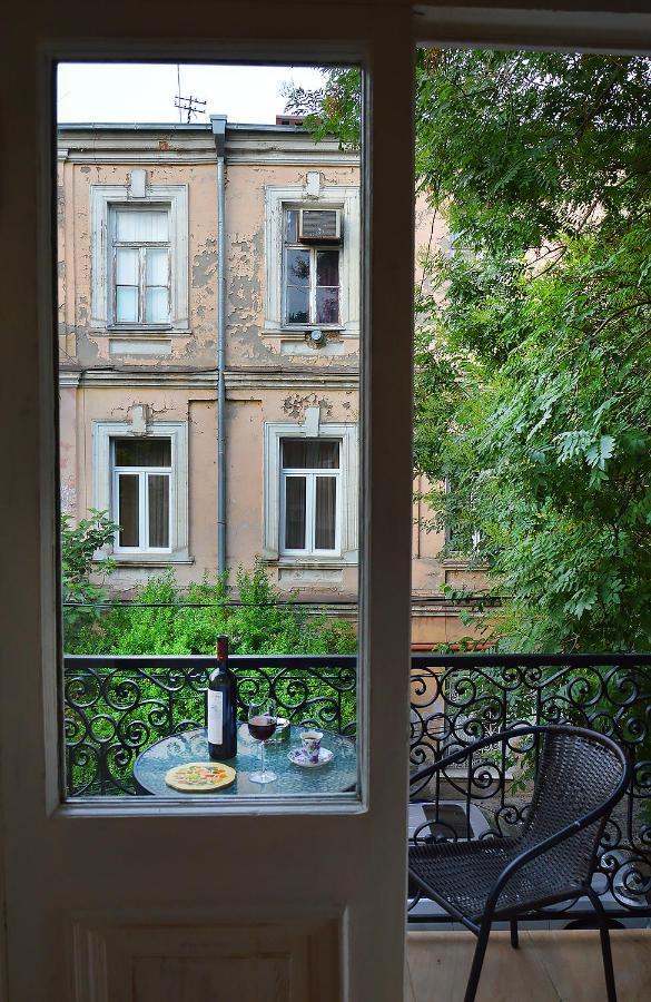 Always Welcome Tbilisi Exteriör bild
